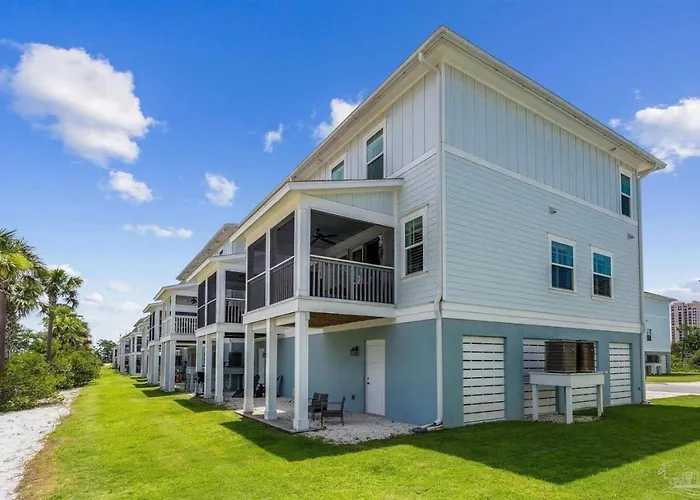 Pool, Club, Spacious 2bd, Sleeps 8 *